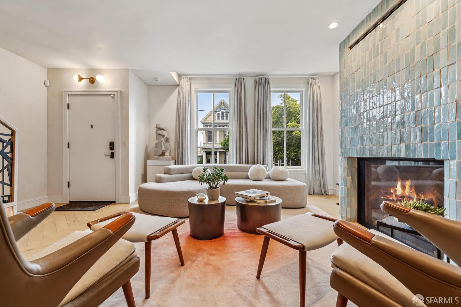 Detail Gallery Image 17 of 94 For 7 Seymour St, San Francisco,  CA 94115 - 5 Beds | 4/2 Baths