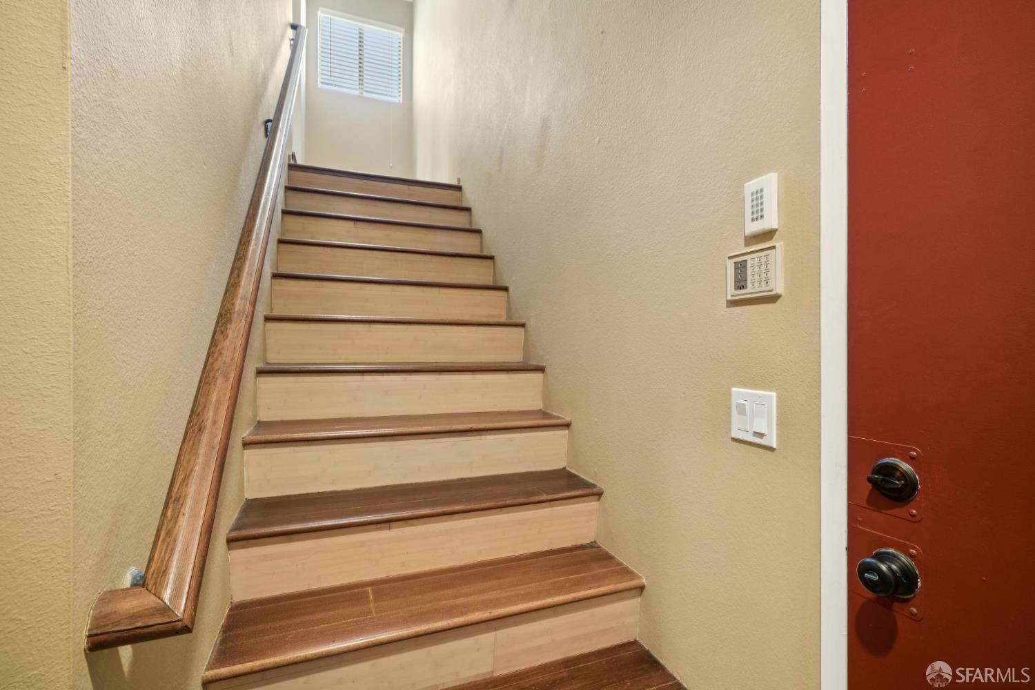 Detail Gallery Image 7 of 35 For 310 Atlas Dr #1,  Hercules,  CA 94547 - 2 Beds | 1/1 Baths