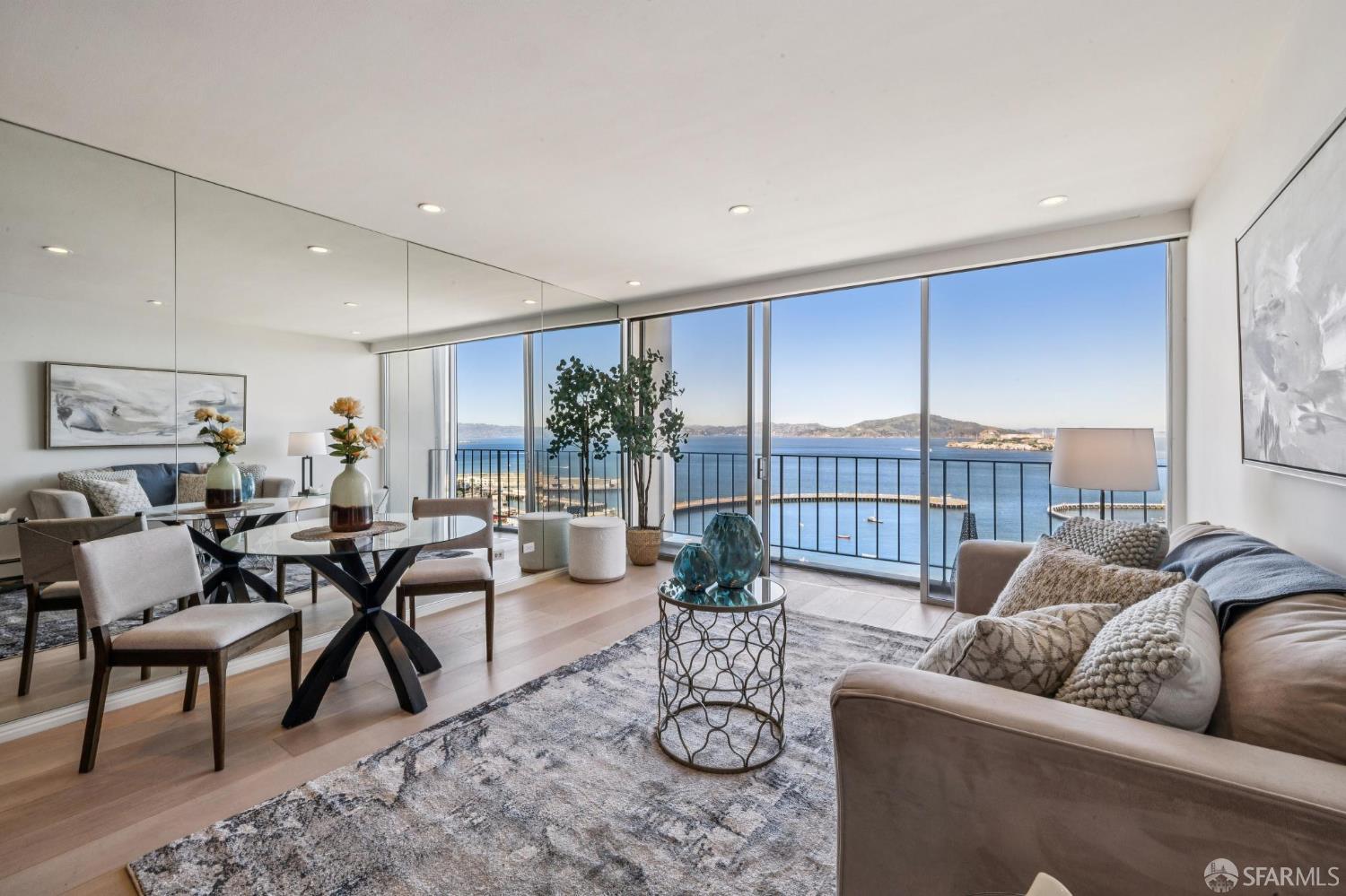 Photo #6: 426107929 Listing: Photo #6