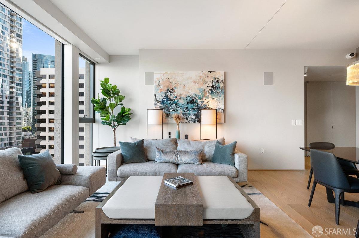 Detail Gallery Image 2 of 62 For 1 Steuart Ln #1702,  San Francisco,  CA 94115 - 2 Beds | 2/1 Baths