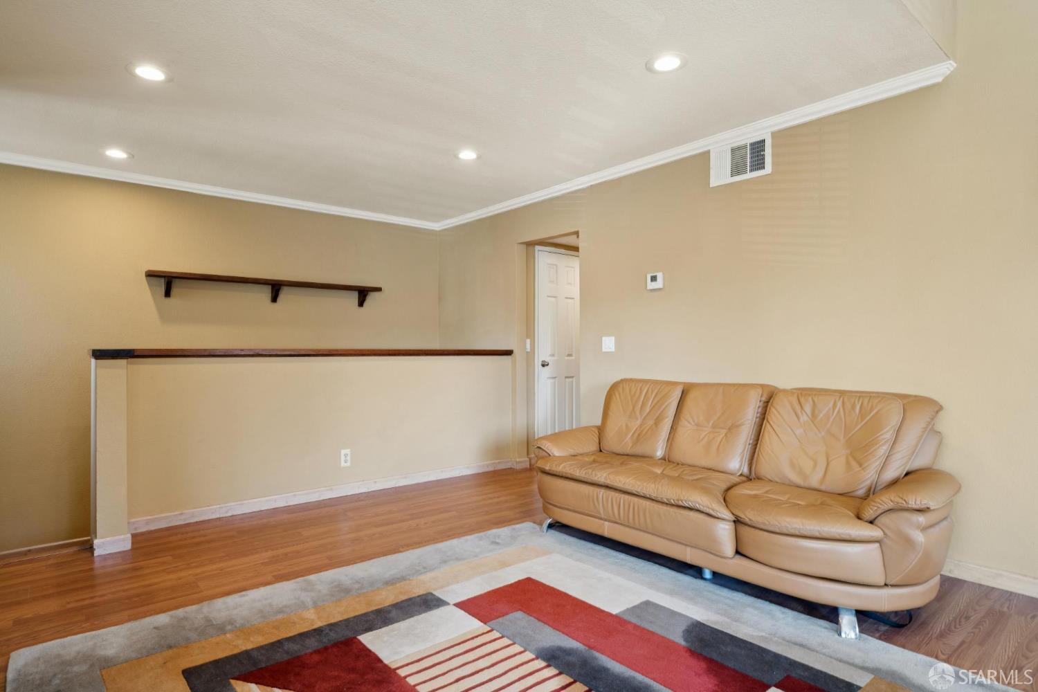 Detail Gallery Image 4 of 35 For 310 Atlas Dr #1,  Hercules,  CA 94547 - 2 Beds | 1/1 Baths