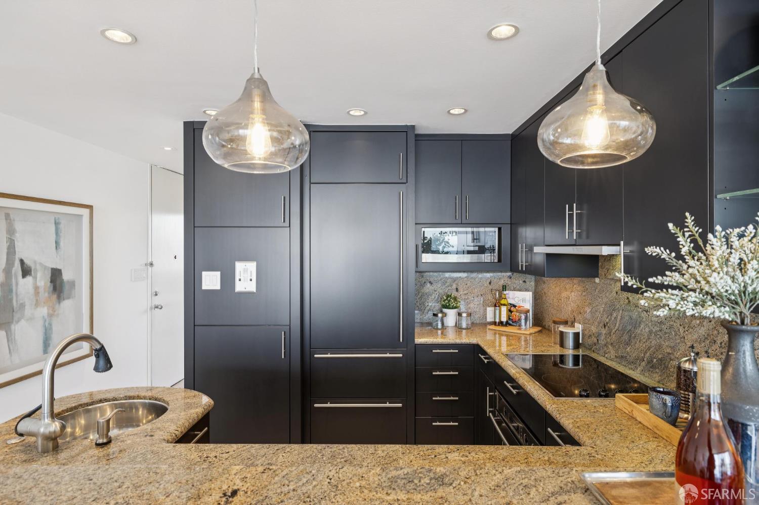 Photo #19: 426107929 Listing: Photo #19