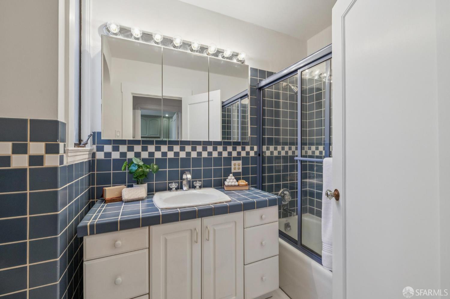 Detail Gallery Image 16 of 35 For 638 38th Ave, San Francisco,  CA 94121 - 3 Beds | 2 Baths