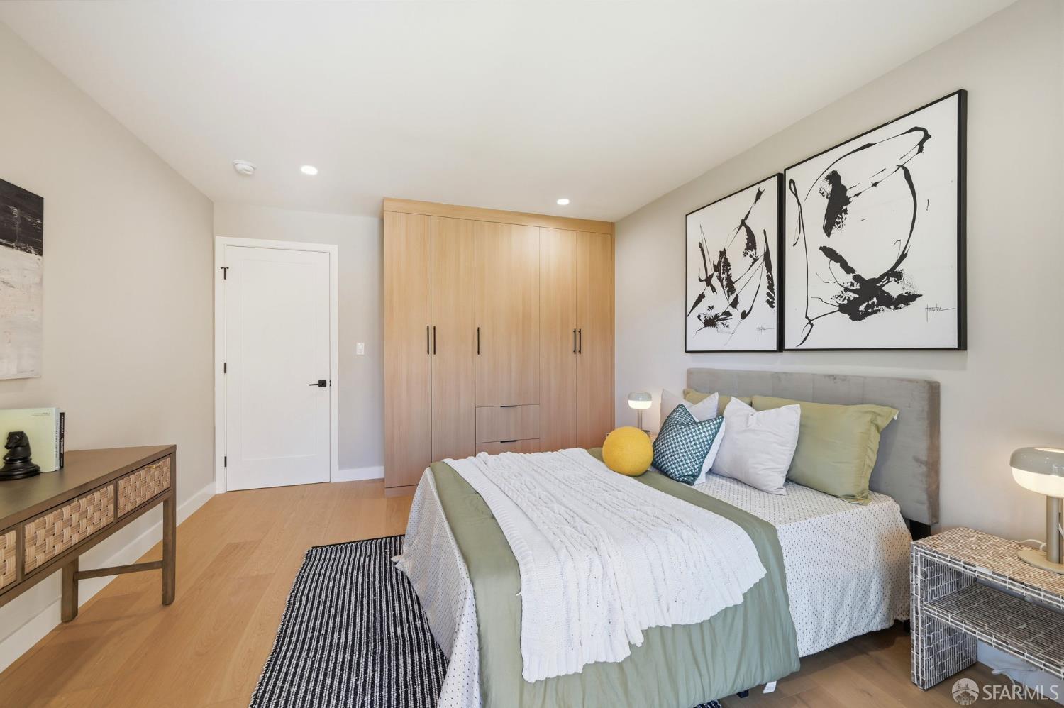 Detail Gallery Image 26 of 53 For 2124 18th Ave, San Francisco,  CA 94116 - 4 Beds | 3/1 Baths