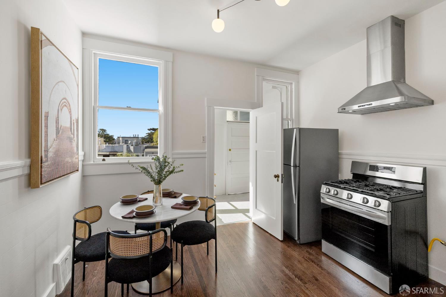 Detail Gallery Image 10 of 55 For 167 11th Ave, San Francisco,  CA 94118 - – Beds | – Baths