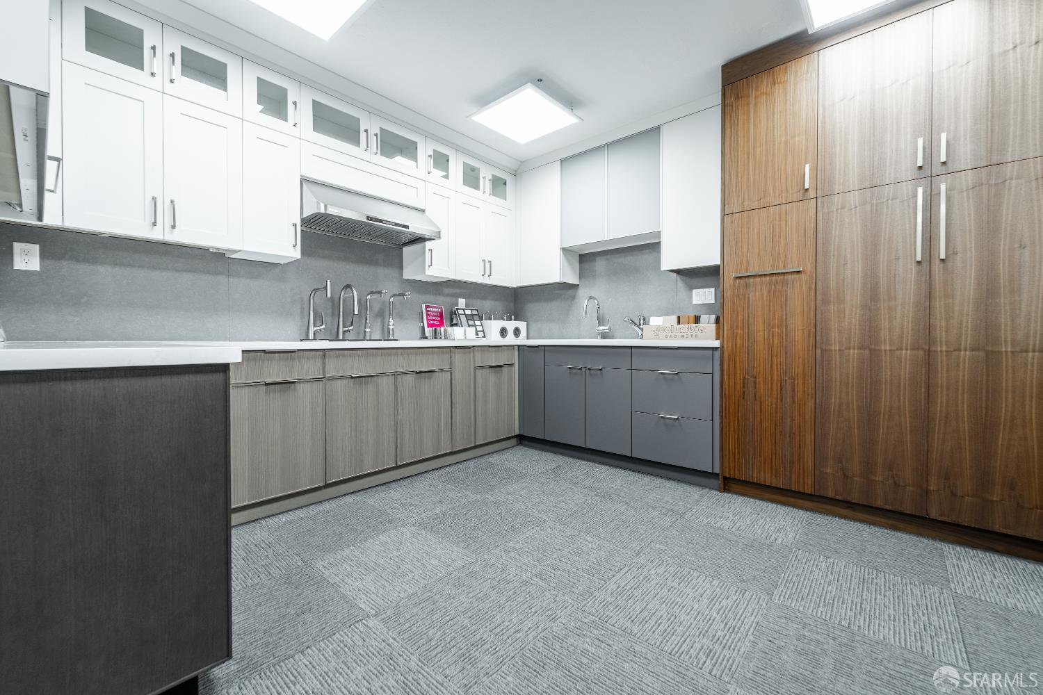 Detail Gallery Image 13 of 35 For 1435 Huntington Ave #C,  South San Francisco,  CA 94080 - – Beds | – Baths