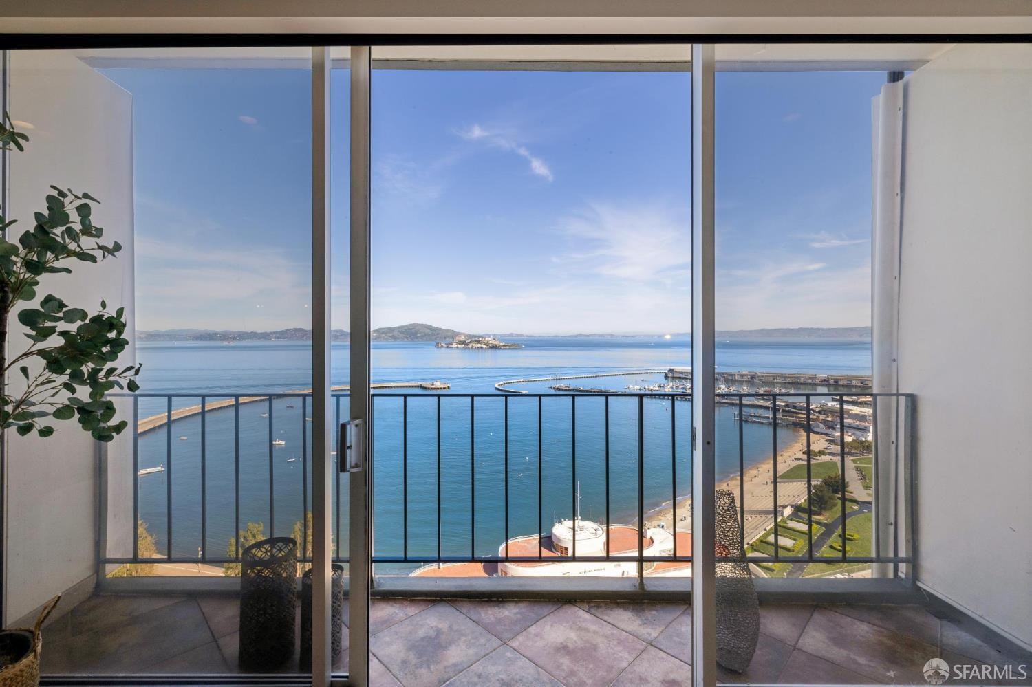 Photo #8: 426107929 Listing: Photo #8