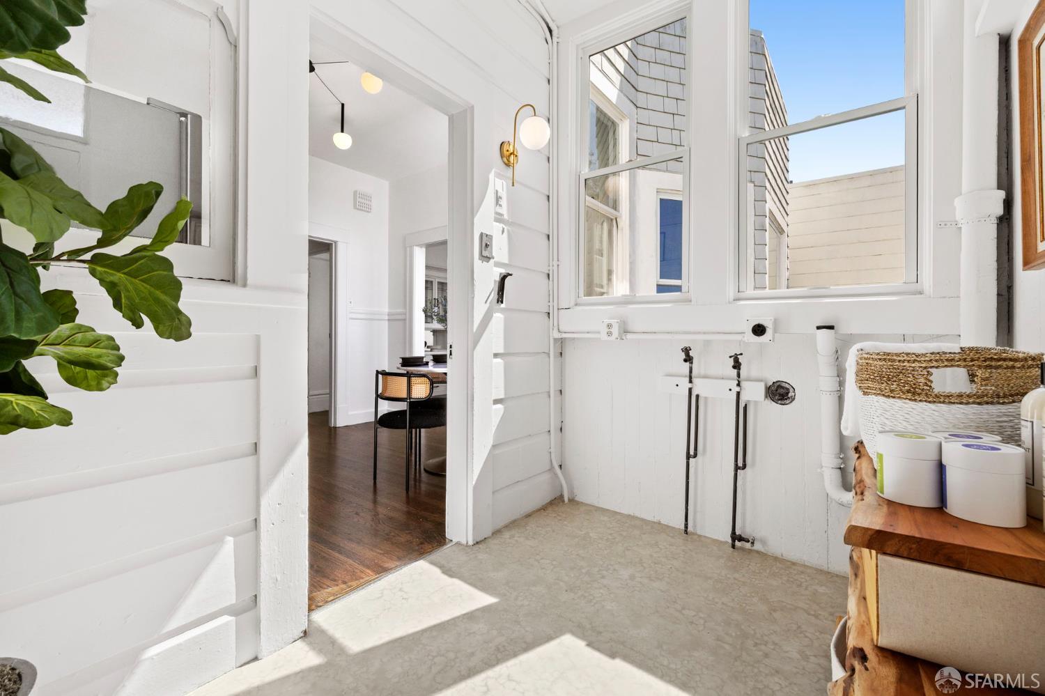 Detail Gallery Image 13 of 55 For 167 11th Ave, San Francisco,  CA 94118 - – Beds | – Baths