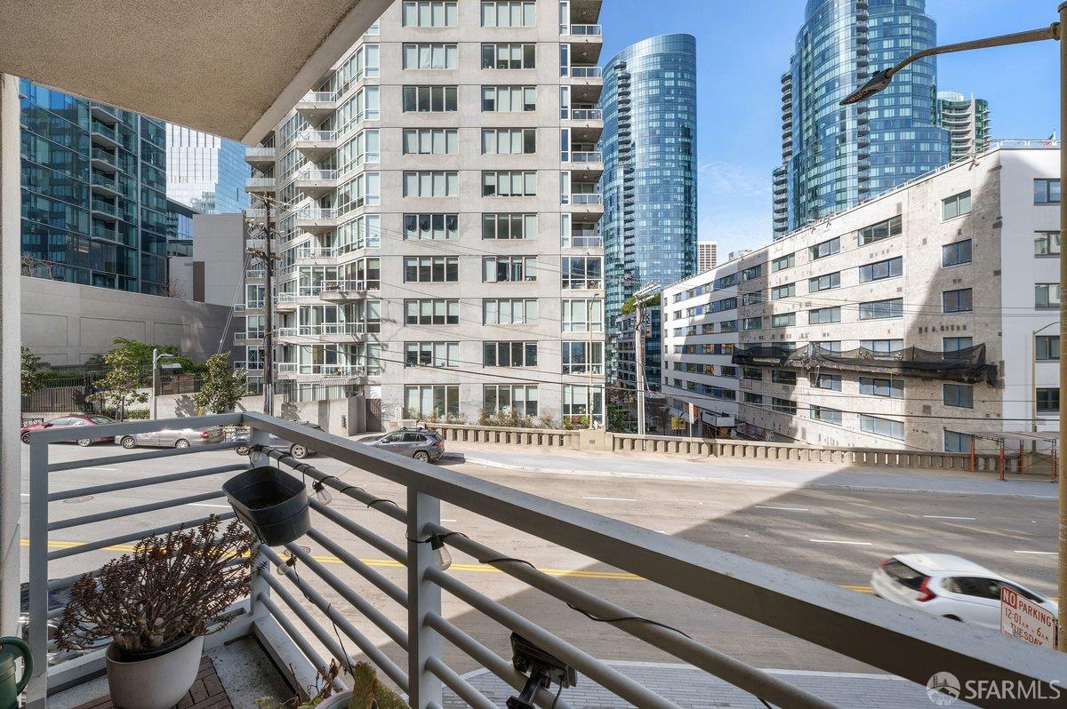 Photo #7: 426112578 Listing: Photo #7