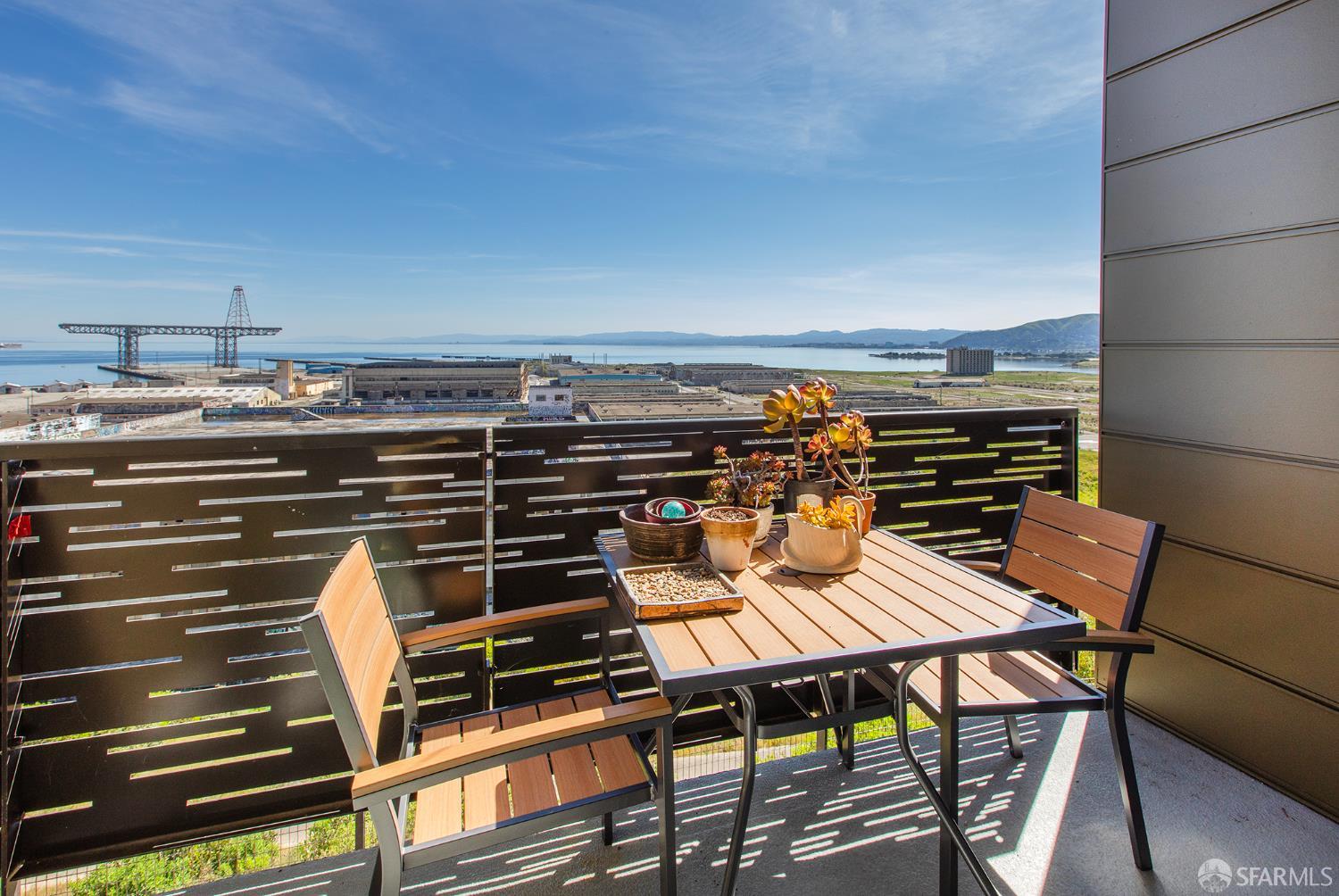 Photo #4: 426112671 Listing: Photo #4