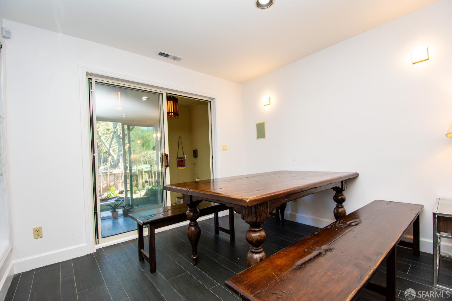 Detail Gallery Image 12 of 15 For 127 Knockash Hill, San Francisco,  CA 94127 - 1 Beds | 1 Baths