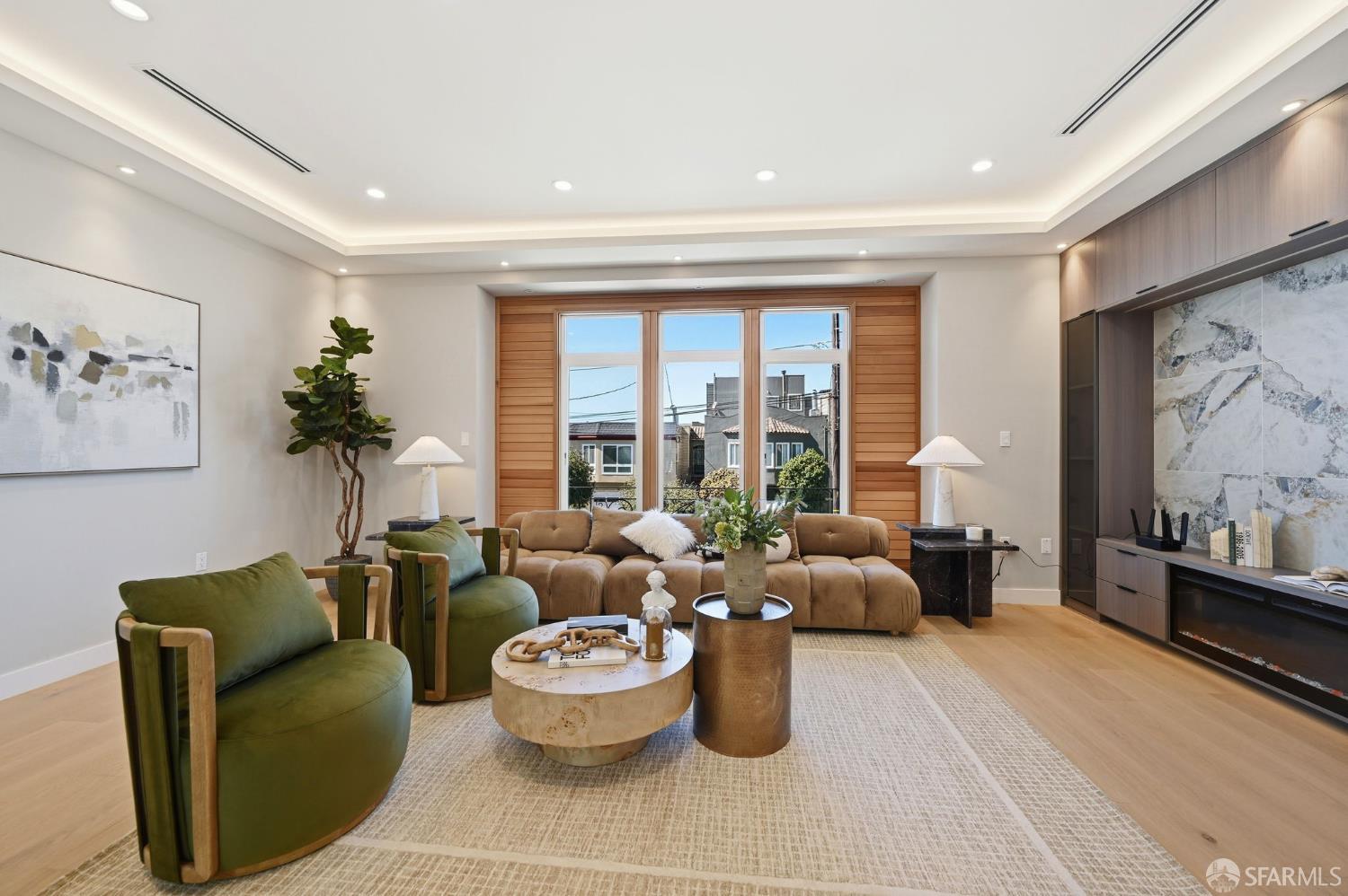 Detail Gallery Image 10 of 53 For 2124 18th Ave, San Francisco,  CA 94116 - 4 Beds | 3/1 Baths