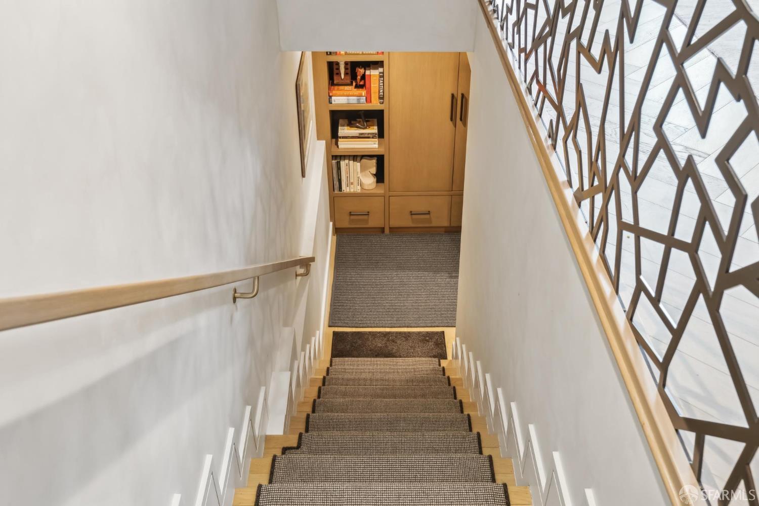 Detail Gallery Image 82 of 94 For 7 Seymour St, San Francisco,  CA 94115 - 5 Beds | 4/2 Baths