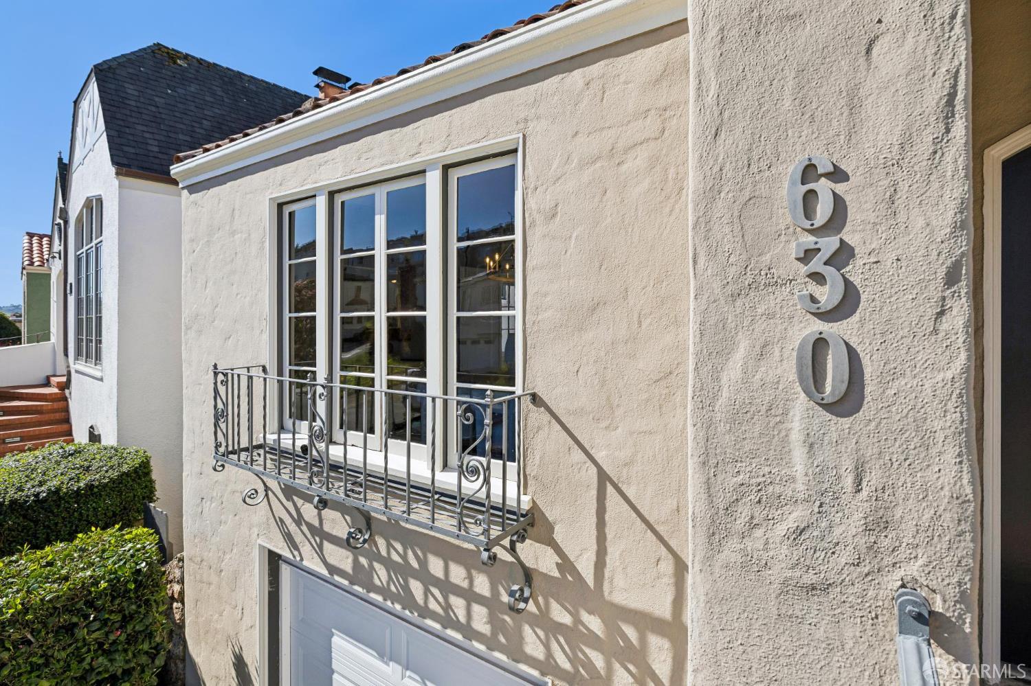 Detail Gallery Image 3 of 84 For 630 Darien Way, San Francisco,  CA 94127 - 4 Beds | 3 Baths