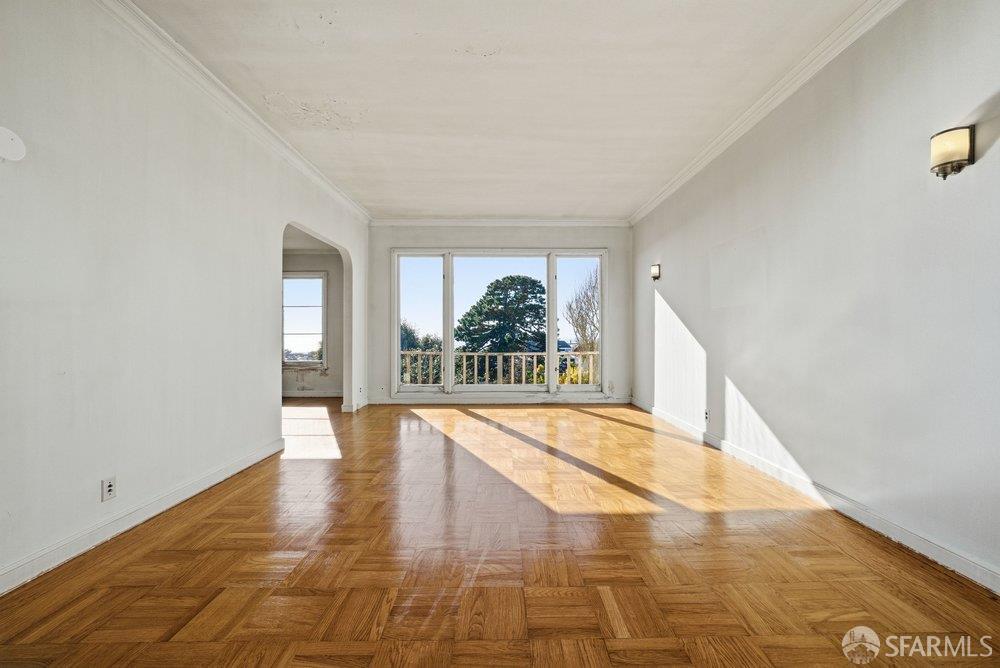 Detail Gallery Image 5 of 62 For 1747 32nd Ave, San Francisco,  CA 94122 - 2 Beds | 1 Baths