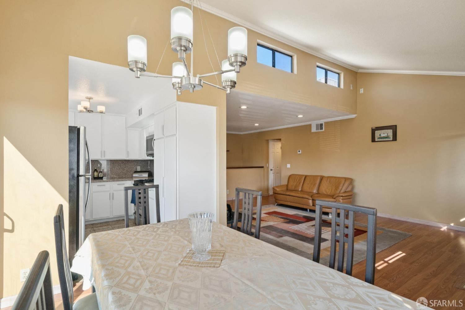 Detail Gallery Image 9 of 35 For 310 Atlas Dr #1,  Hercules,  CA 94547 - 2 Beds | 1/1 Baths
