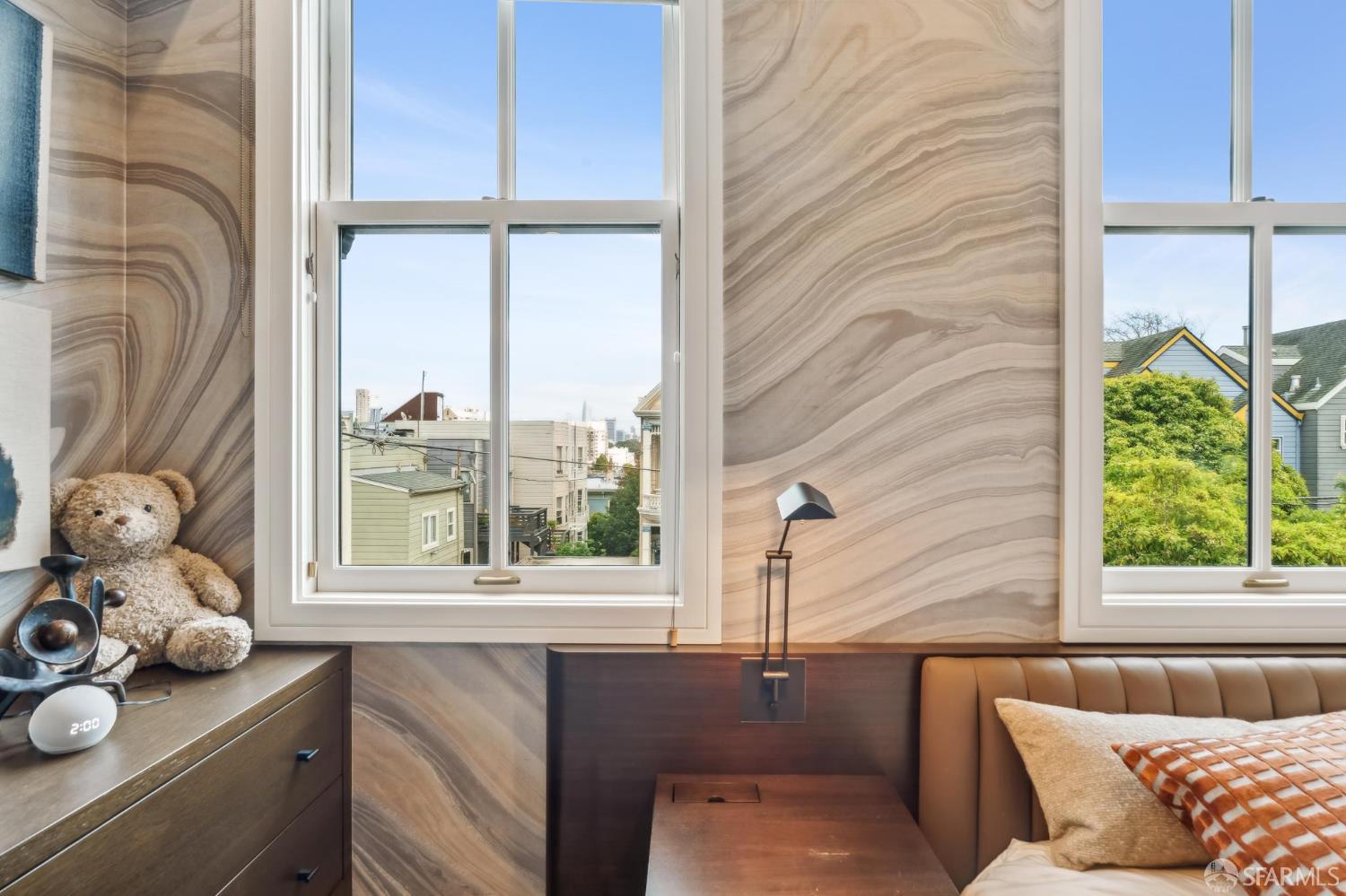 Detail Gallery Image 54 of 94 For 7 Seymour St, San Francisco,  CA 94115 - 5 Beds | 4/2 Baths