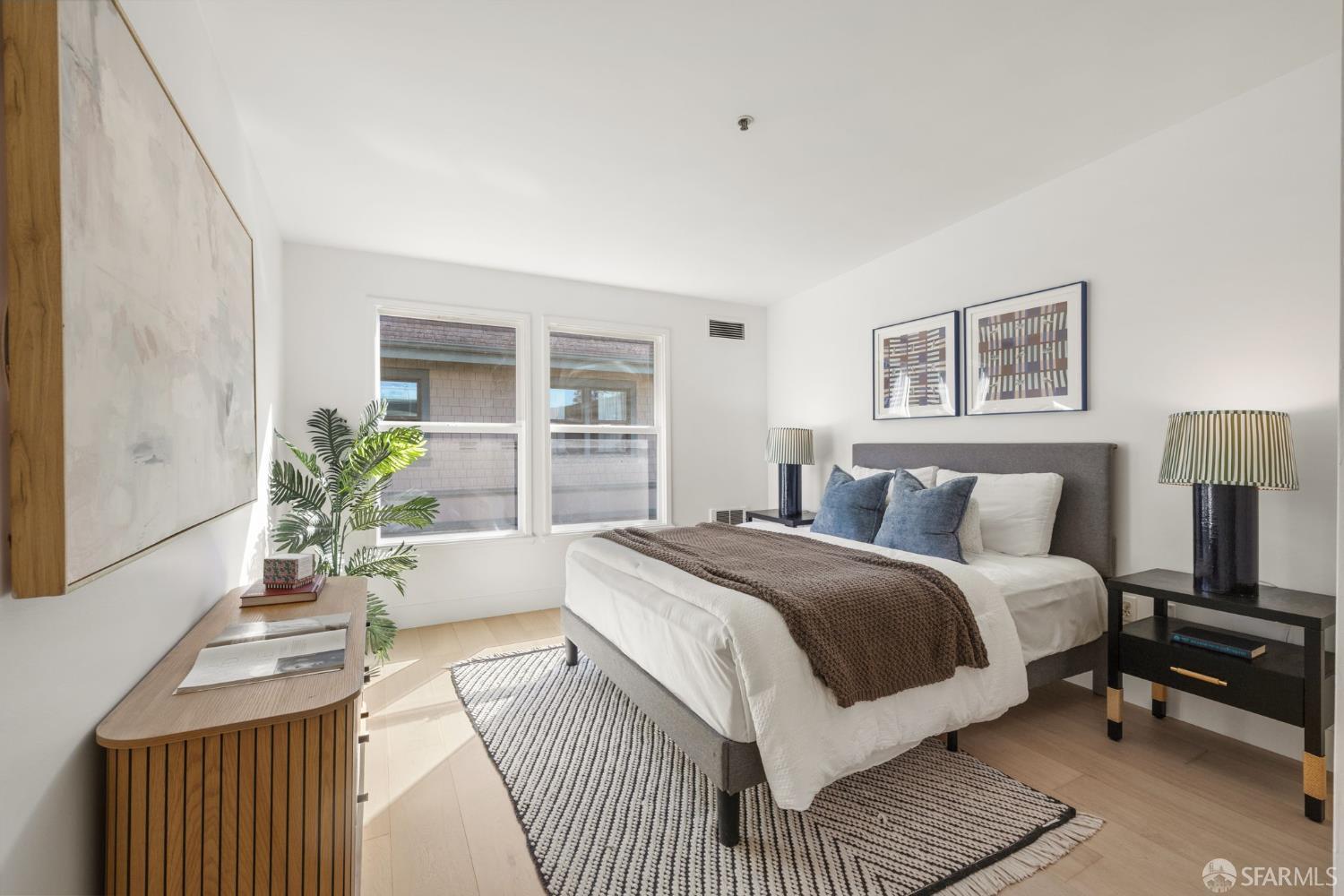 Detail Gallery Image 33 of 52 For 350 Broderick St #320,  San Francisco,  CA 94117 - 3 Beds | 3 Baths