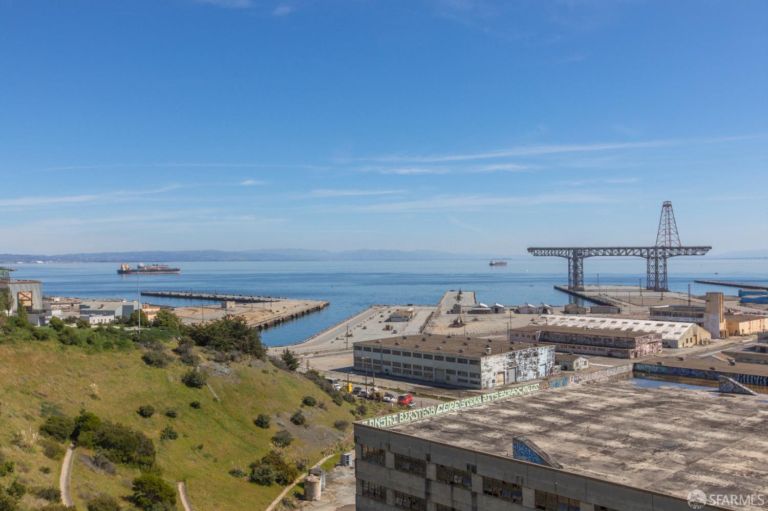 Photo #5: 426112671 Listing: Photo #5