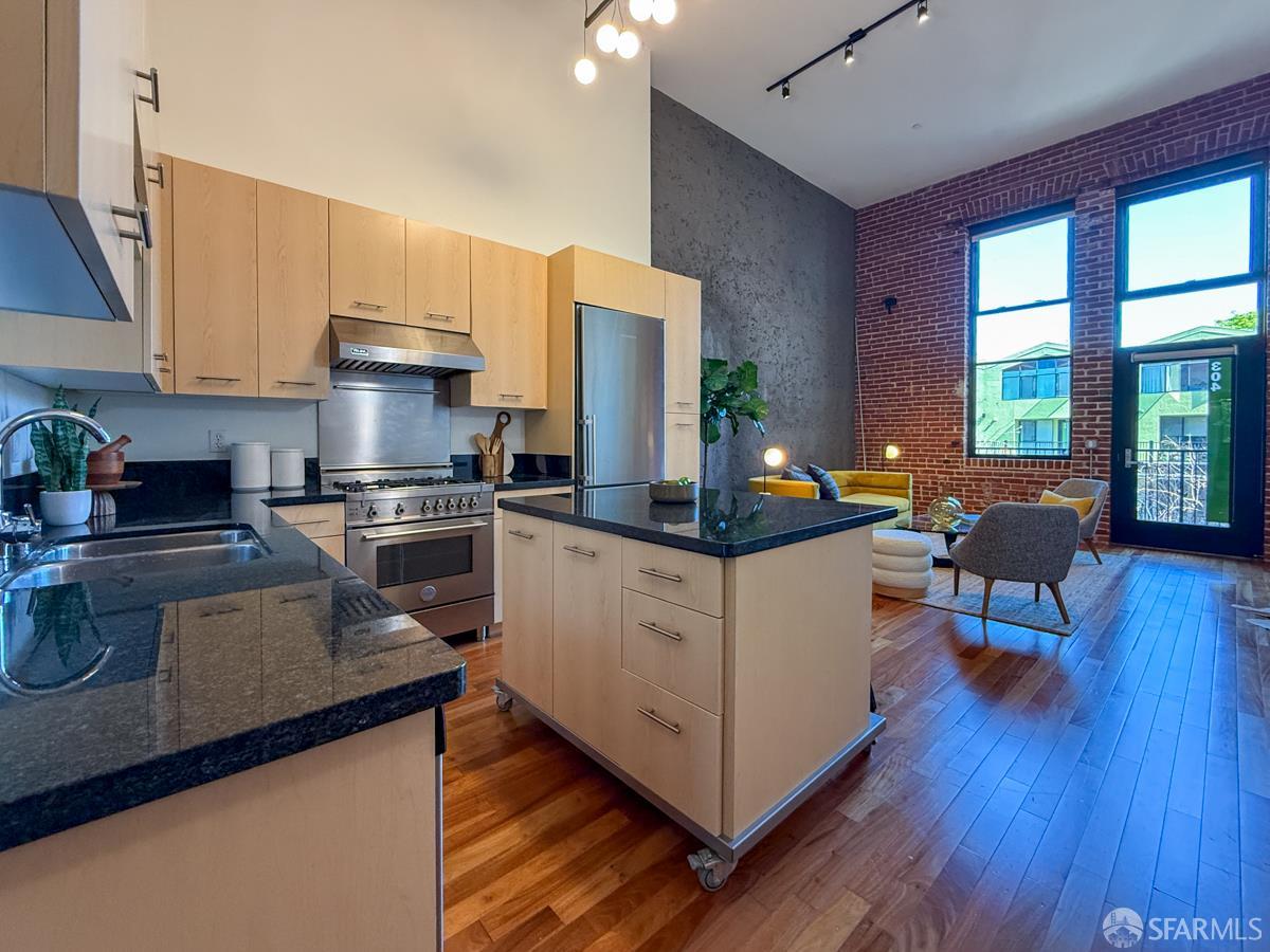 Photo #11: 426107105 Listing: Photo #11