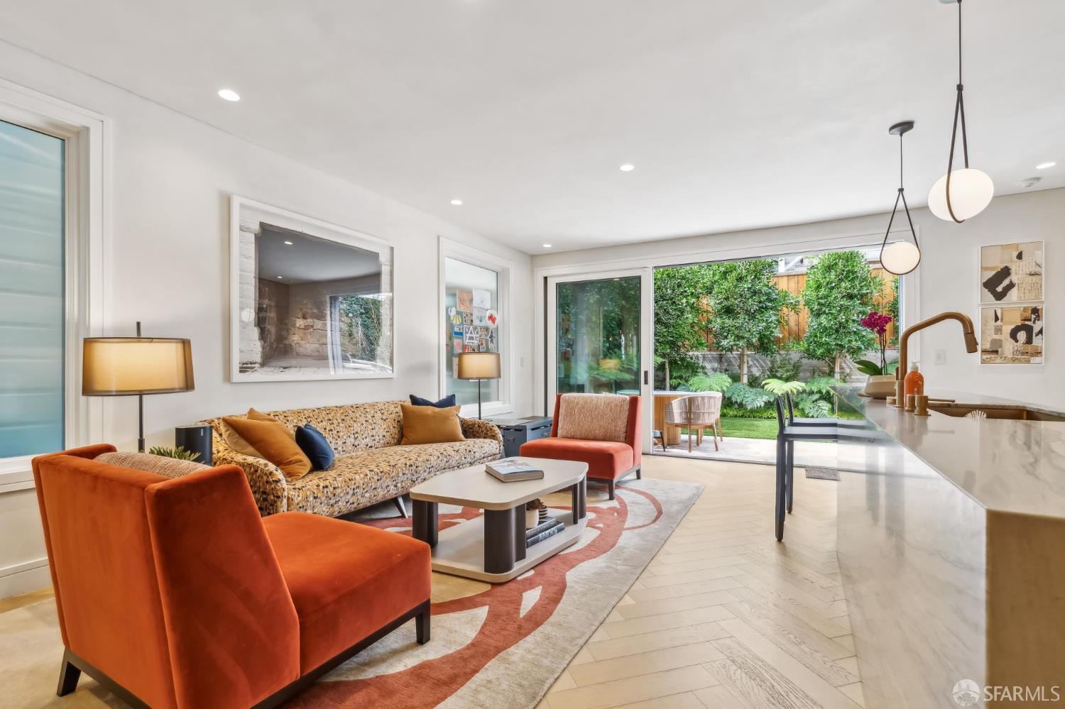 Detail Gallery Image 29 of 94 For 7 Seymour St, San Francisco,  CA 94115 - 5 Beds | 4/2 Baths