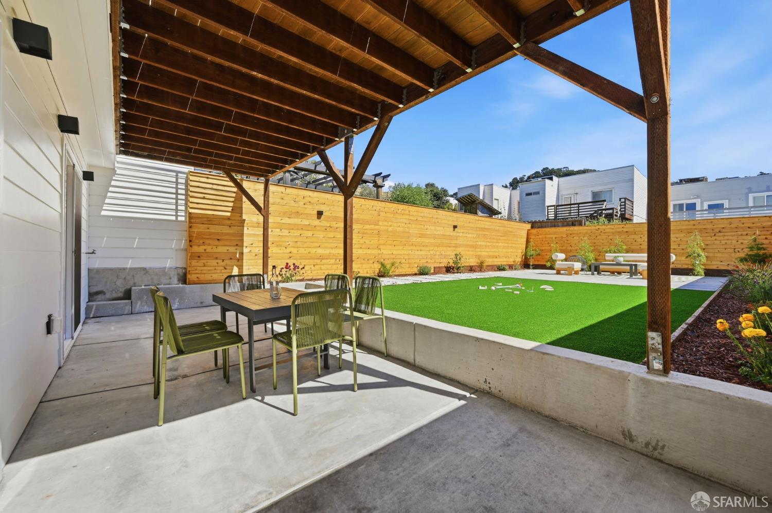 Detail Gallery Image 49 of 53 For 2124 18th Ave, San Francisco,  CA 94116 - 4 Beds | 3/1 Baths