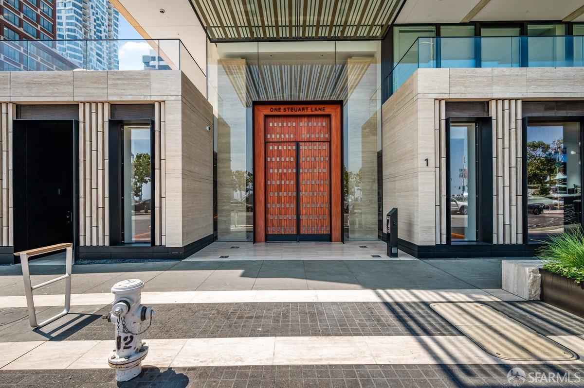 Detail Gallery Image 43 of 62 For 1 Steuart Ln #1702,  San Francisco,  CA 94115 - 2 Beds | 2/1 Baths