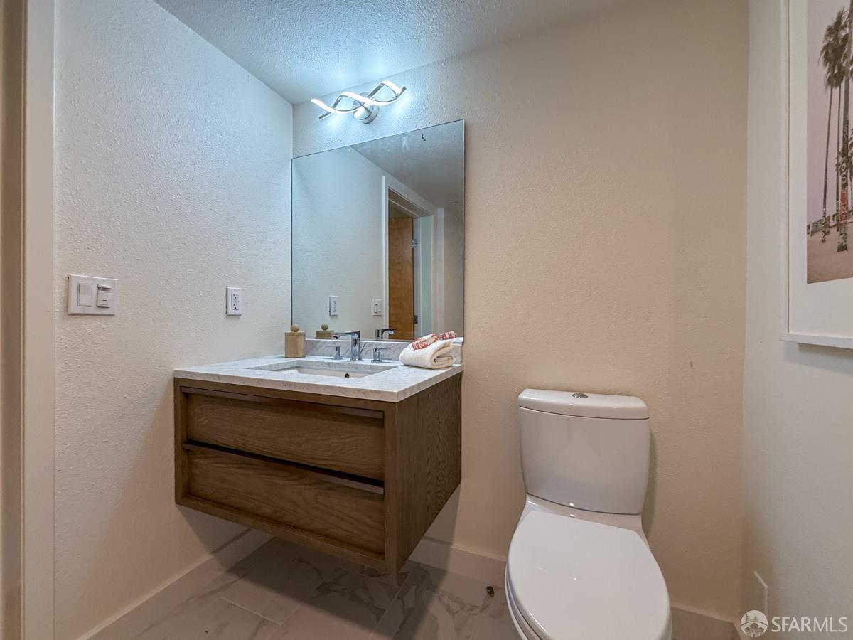 Photo #15: 426107105 Listing: Photo #15