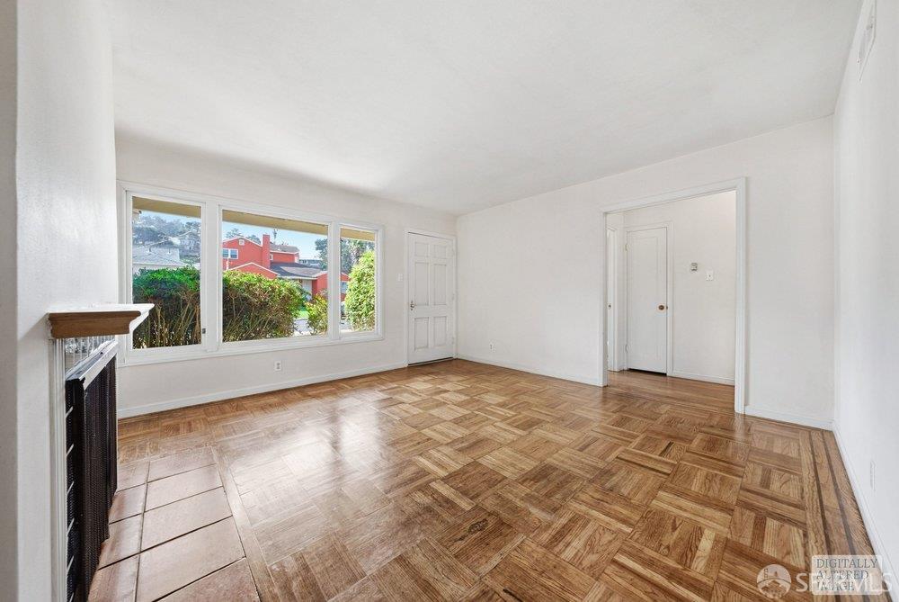 Detail Gallery Image 7 of 49 For 267 Milagra Dr, Pacifica,  CA 94044 - 3 Beds | 1 Baths