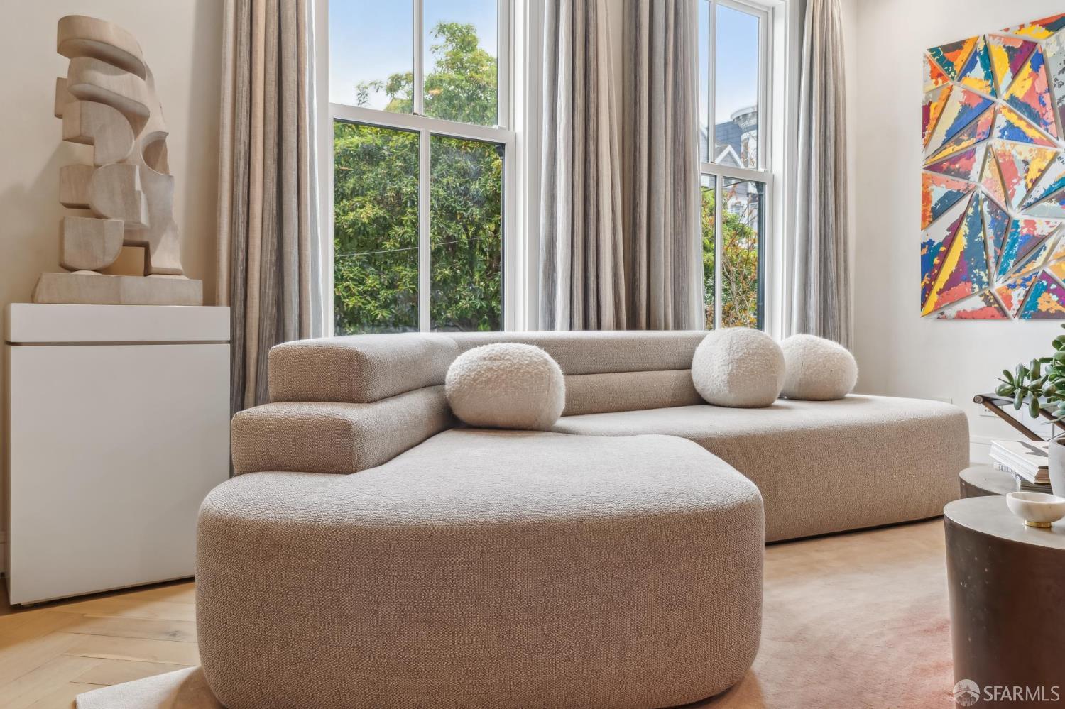 Detail Gallery Image 15 of 94 For 7 Seymour St, San Francisco,  CA 94115 - 5 Beds | 4/2 Baths