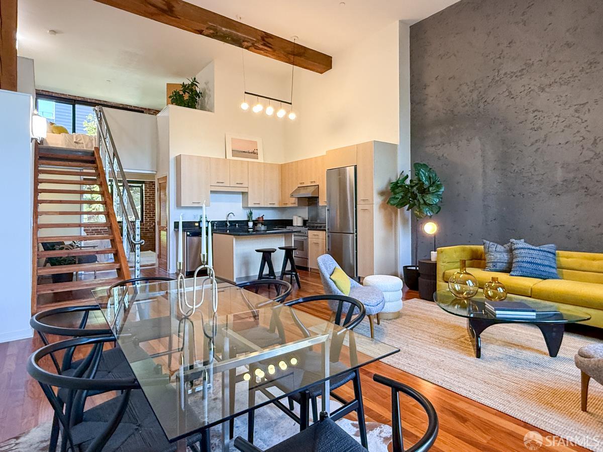 Photo #8: 426107105 Listing: Photo #8