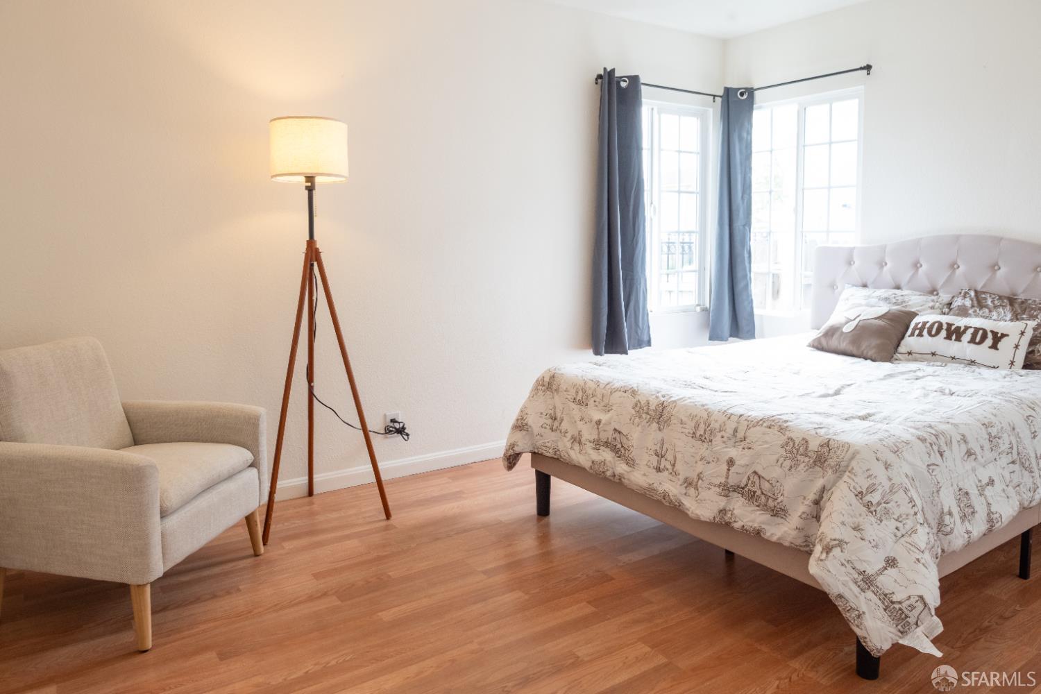 Detail Gallery Image 16 of 30 For 1931 98th Ave, Oakland,  CA 94603 - 3 Beds | 1 Baths