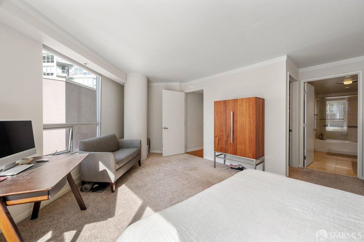 Photo #12: 426112578 Listing: Photo #12