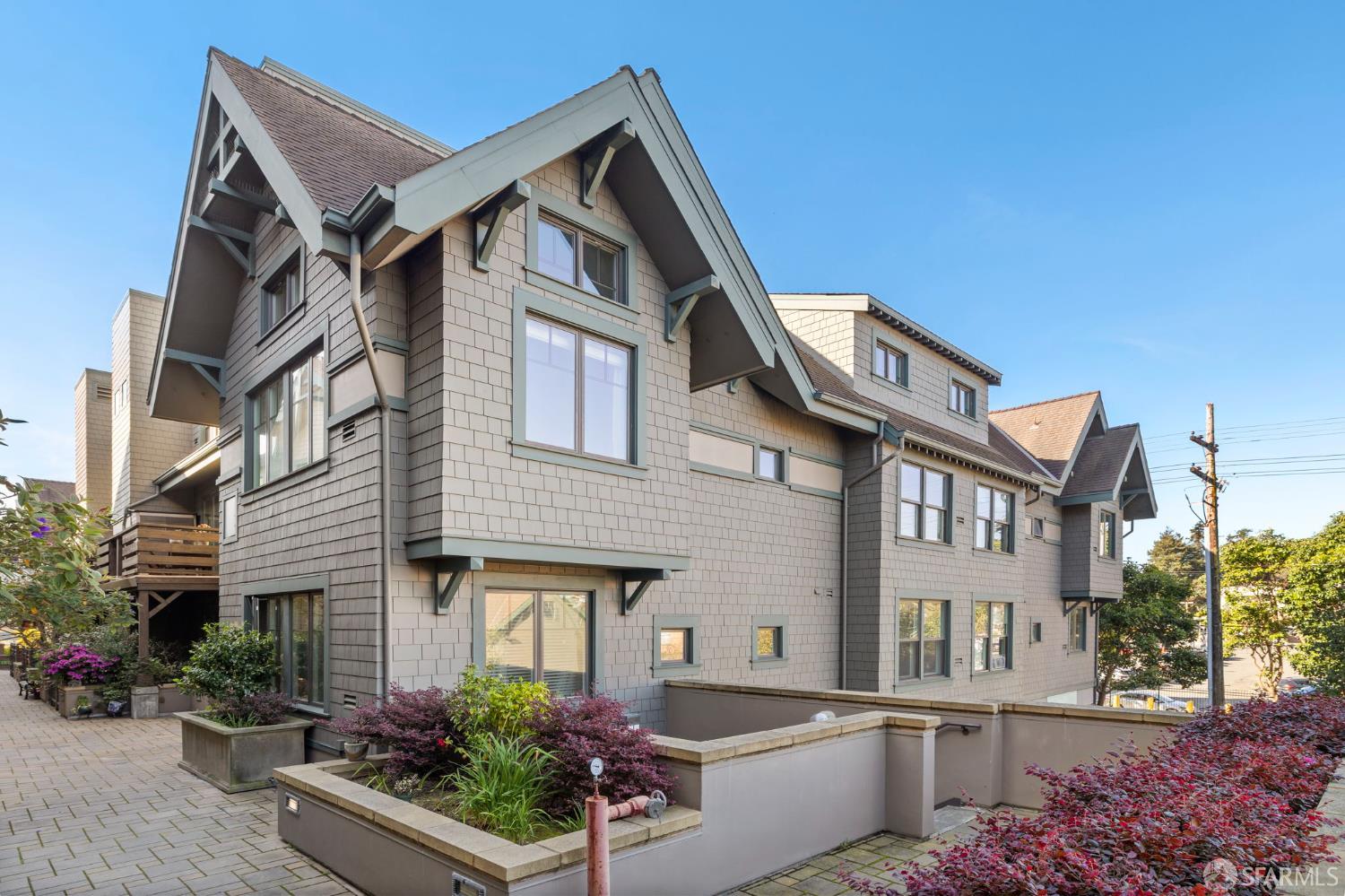 Detail Gallery Image 48 of 52 For 350 Broderick St #320,  San Francisco,  CA 94117 - 3 Beds | 3 Baths