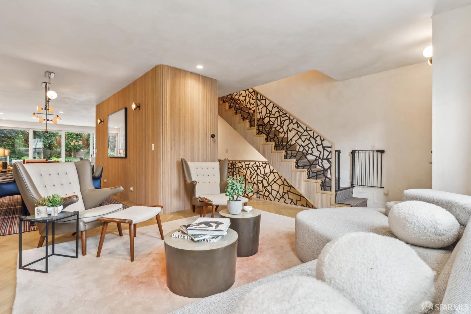 Detail Gallery Image 18 of 94 For 7 Seymour St, San Francisco,  CA 94115 - 5 Beds | 4/2 Baths