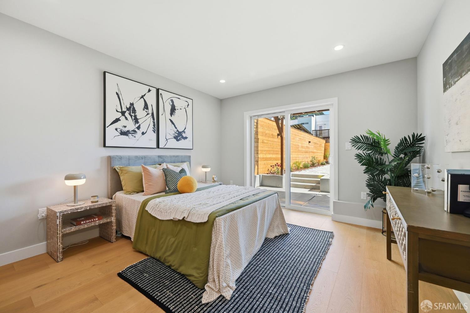 Detail Gallery Image 25 of 53 For 2124 18th Ave, San Francisco,  CA 94116 - 4 Beds | 3/1 Baths