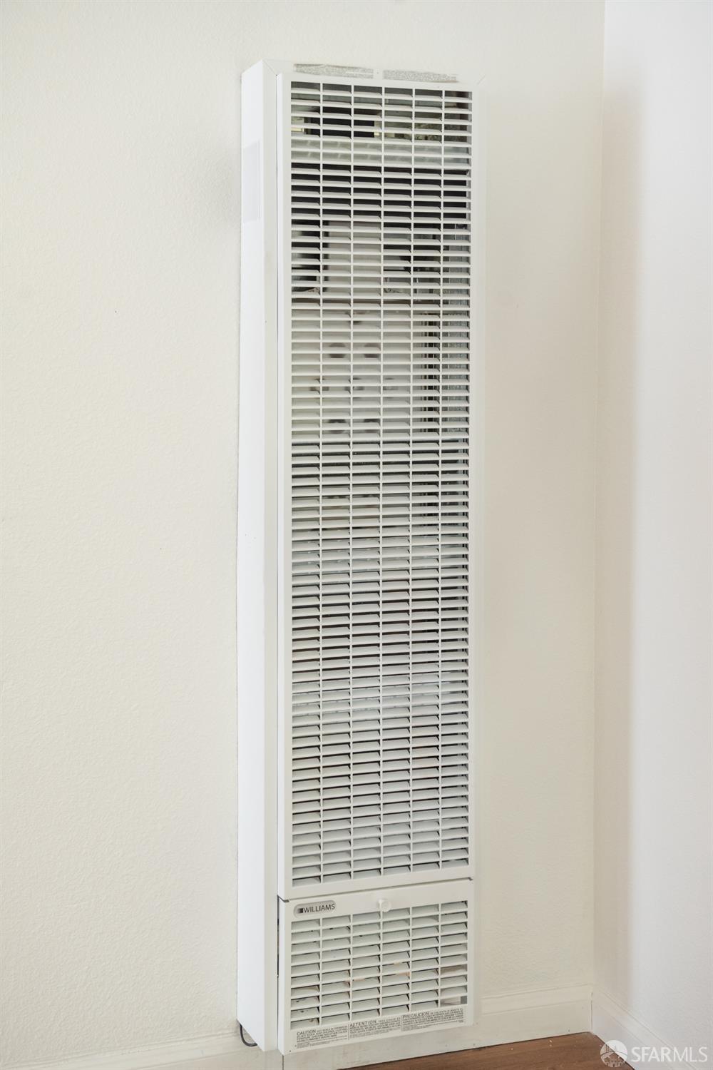 Detail Gallery Image 9 of 30 For 1931 98th Ave, Oakland,  CA 94603 - 3 Beds | 1 Baths