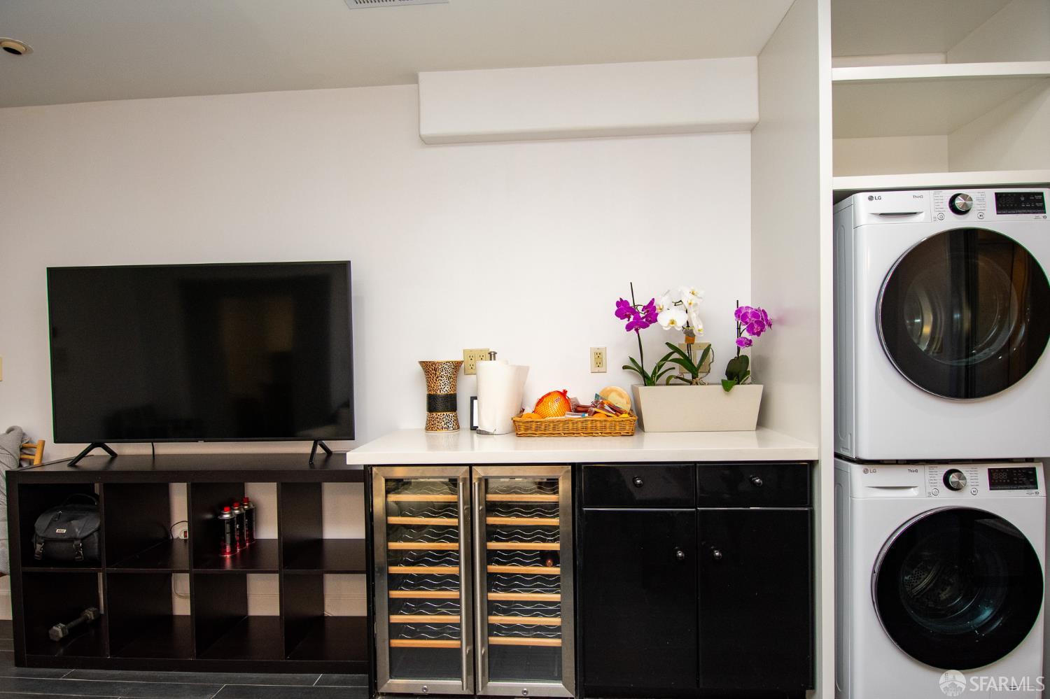 Detail Gallery Image 9 of 15 For 127 Knockash Hill, San Francisco,  CA 94127 - 1 Beds | 1 Baths