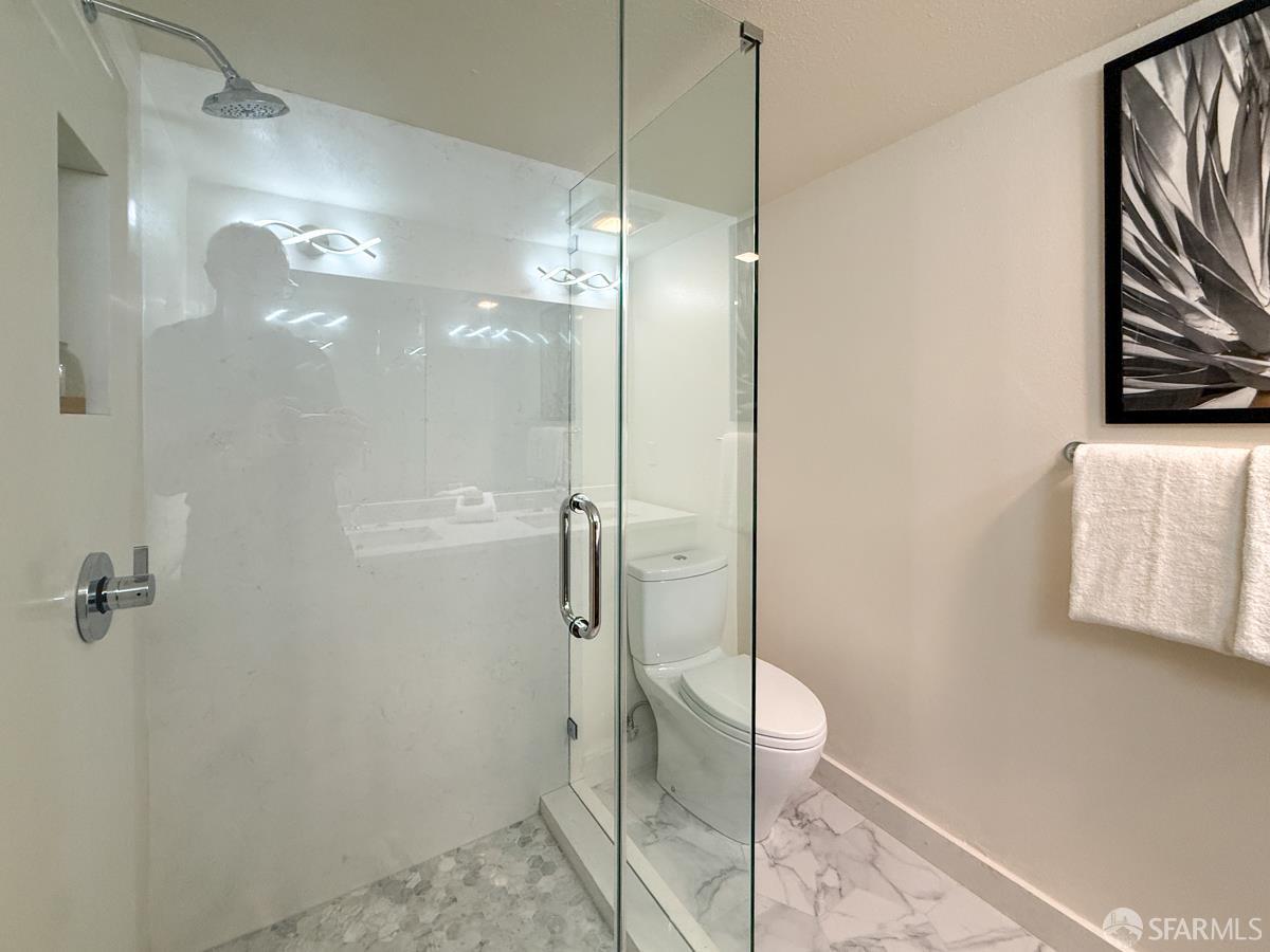 Photo #6: 426107105 Listing: Photo #6