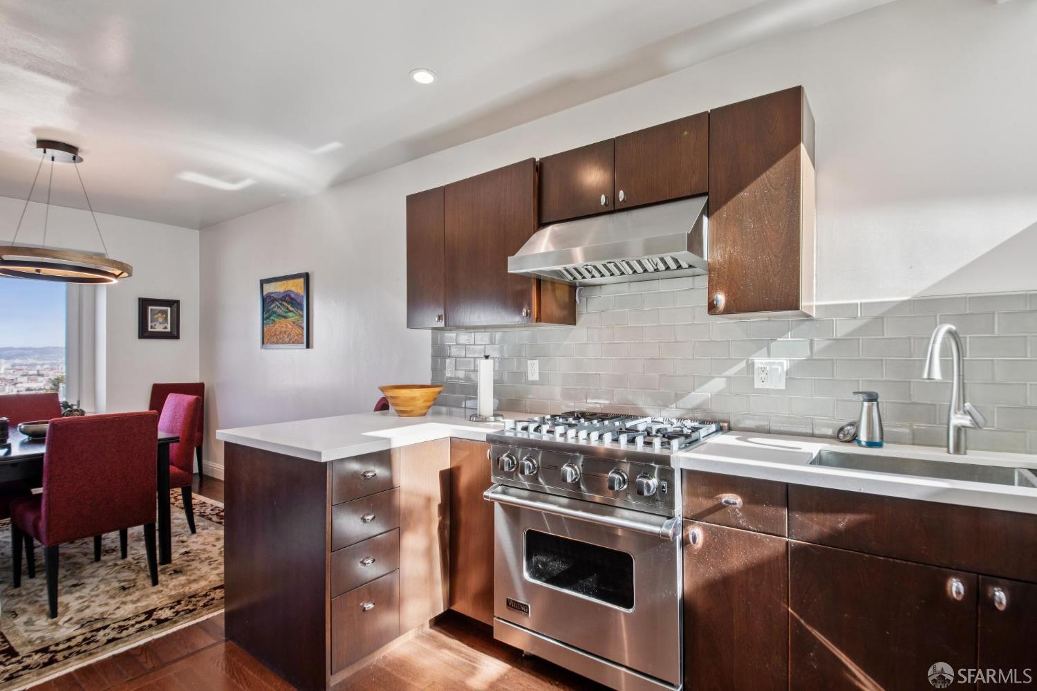 Detail Gallery Image 17 of 47 For 3348 Market St, San Francisco,  CA 94114 - 2 Beds | 2 Baths