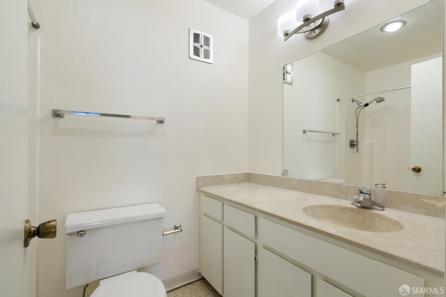 Detail Gallery Image 22 of 33 For 920 Beach Park Blvd #42,  Foster City,  CA 94404 - 2 Beds | 2 Baths