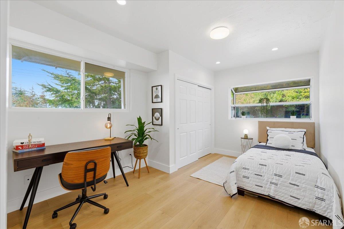 Detail Gallery Image 27 of 46 For 15942 Cambrian Dr, San Leandro,  CA 94578 - 5 Beds | 3 Baths