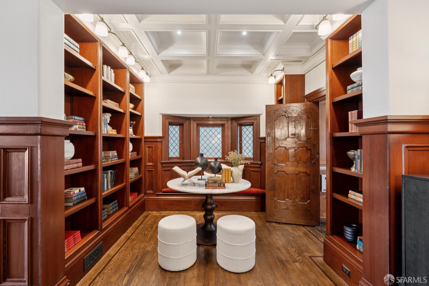 Detail Gallery Image 10 of 78 For 2535 Vallejo St, San Francisco,  CA 94123 - 3 Beds | 3/2 Baths