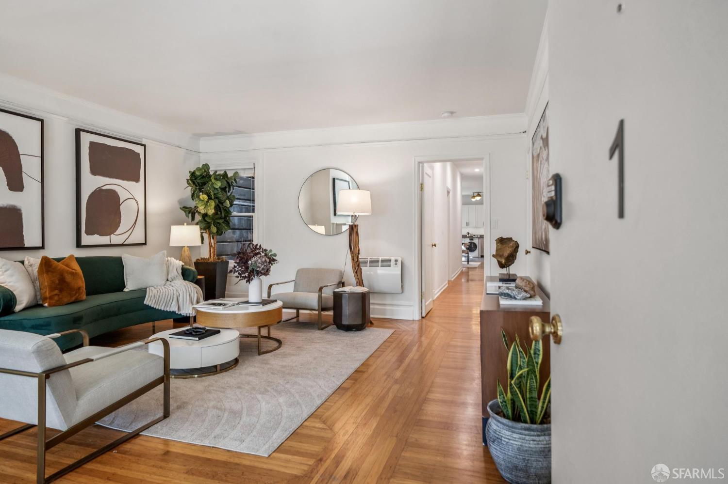 Photo #3: 426111734 Listing: Photo #3