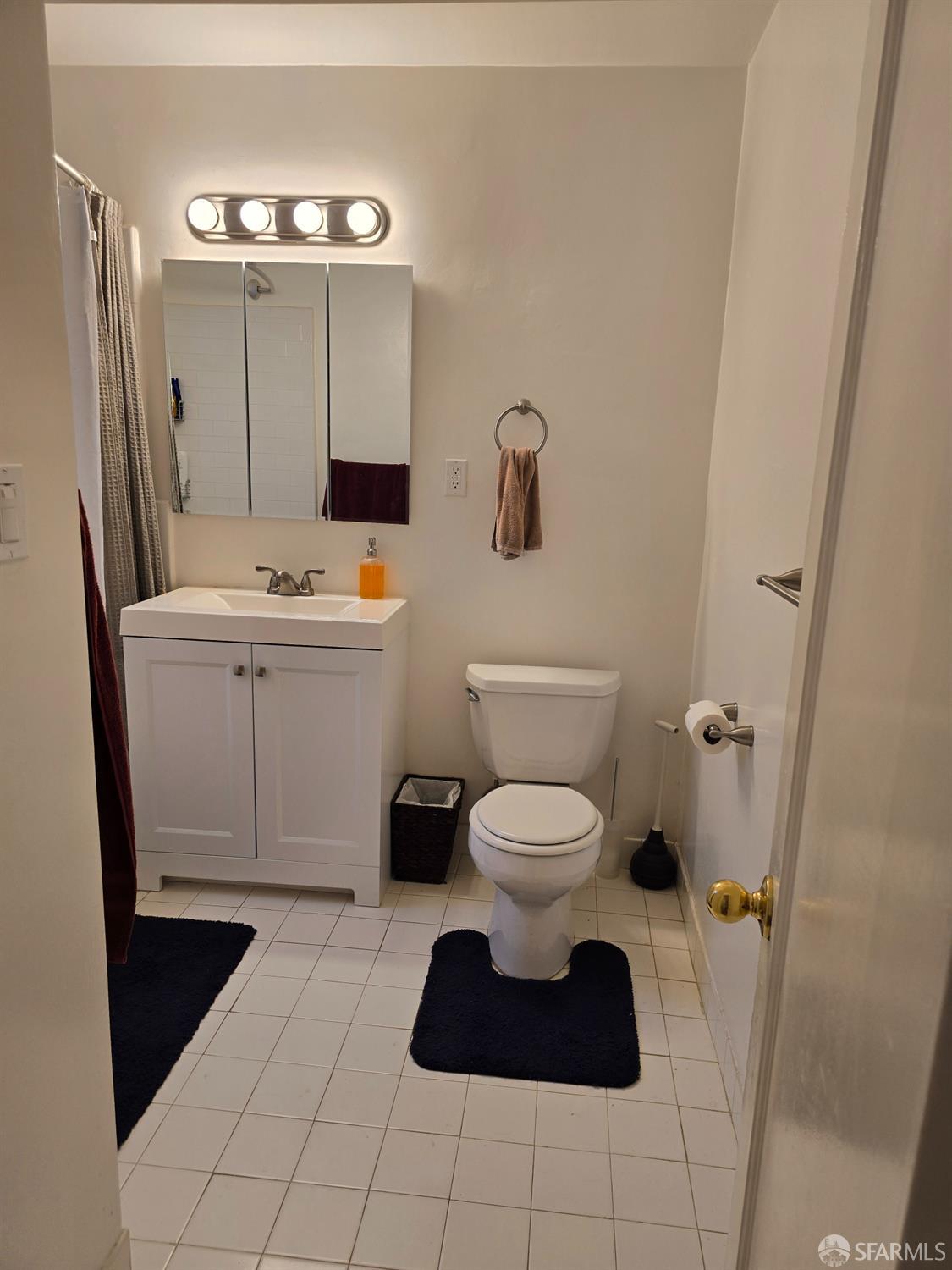 Detail Gallery Image 7 of 9 For 2150 Fell St, San Francisco,  CA 94117 - – Beds | – Baths