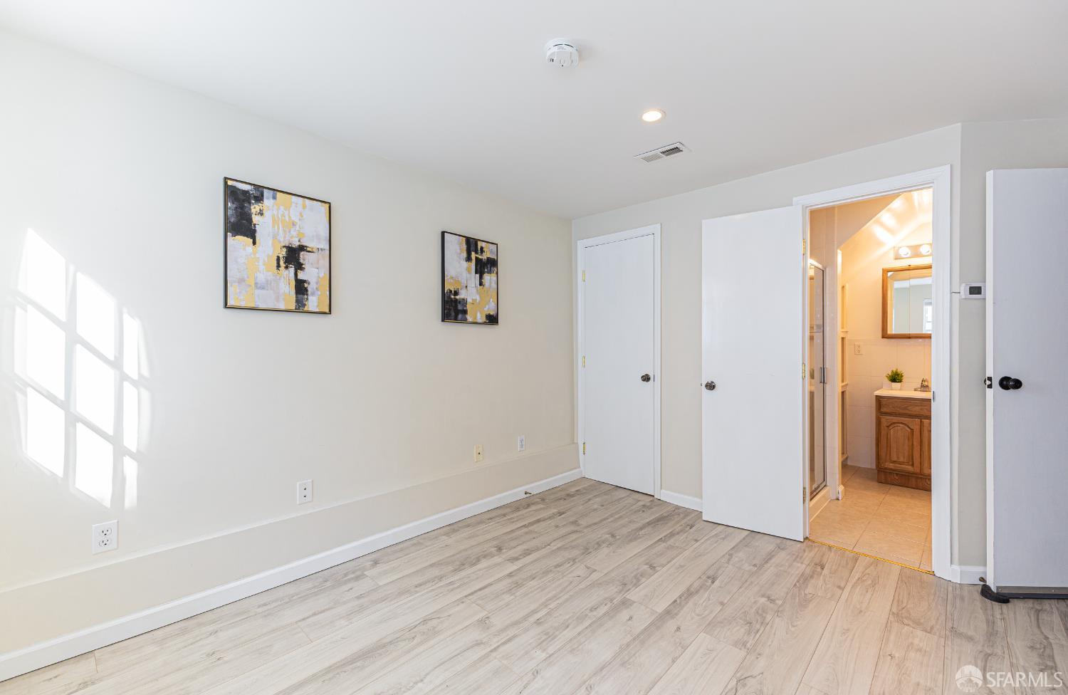 Detail Gallery Image 26 of 39 For 125 Garfield St, San Francisco,  CA 94134 - 4 Beds | 2 Baths