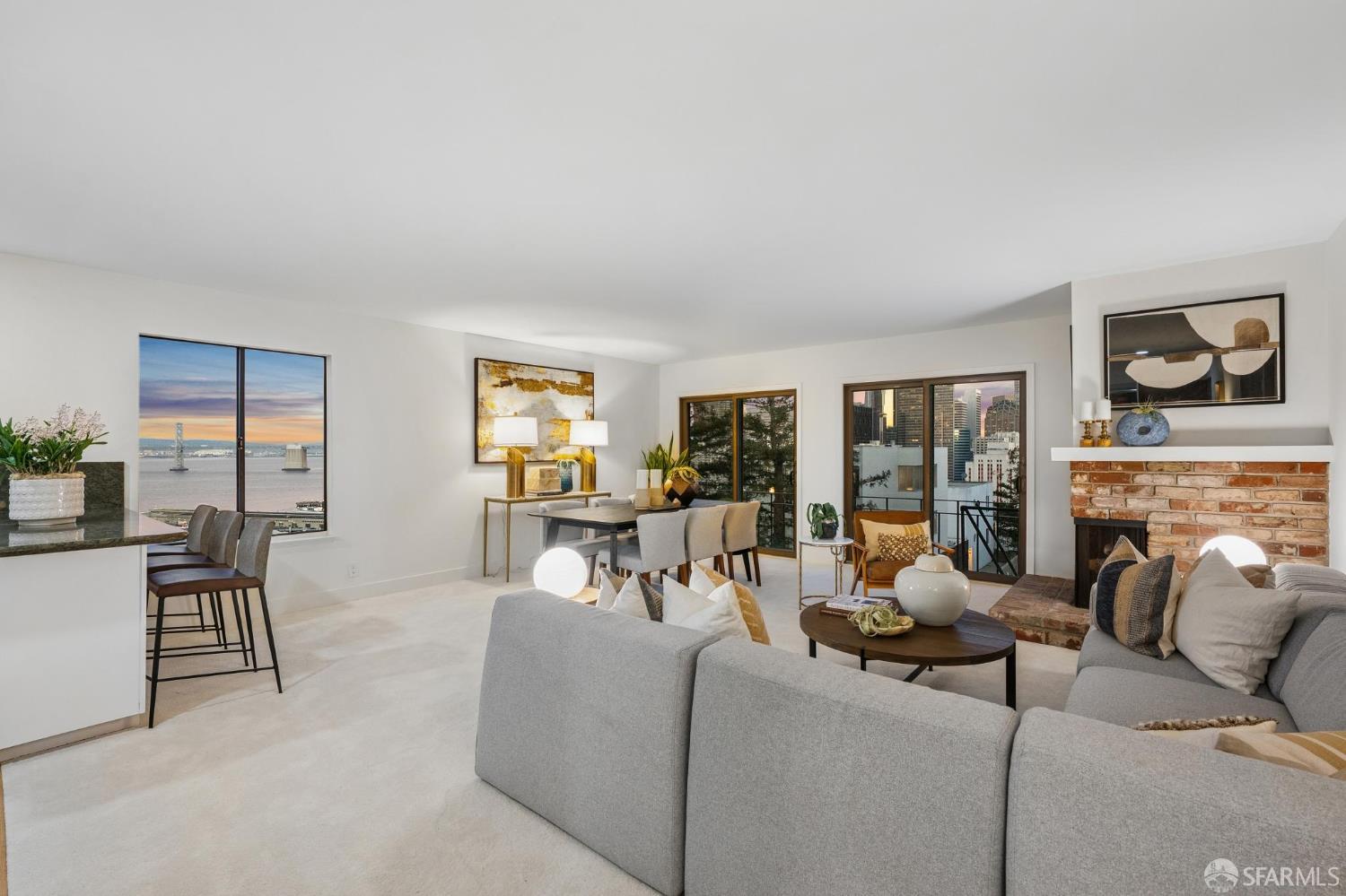 Photo #5: 426100077 Listing: Photo #5