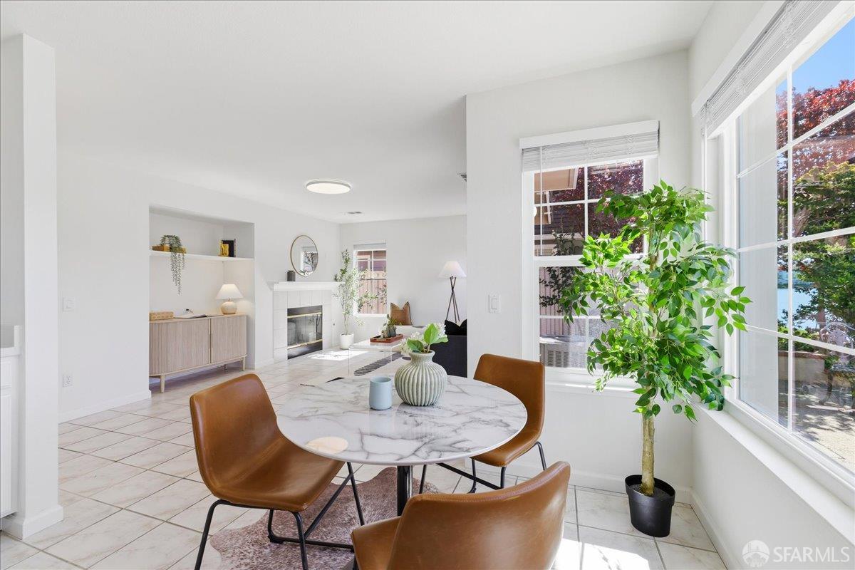 Detail Gallery Image 22 of 79 For 332 Mindanao Dr, Redwood City,  CA 94065 - 3 Beds | 2/1 Baths