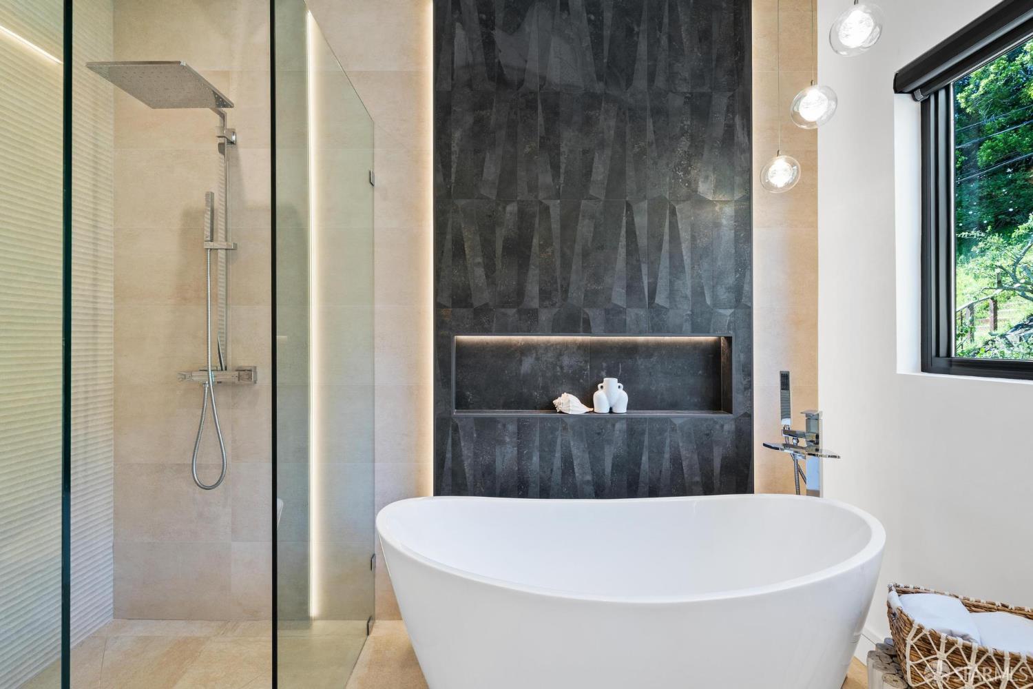 Detail Gallery Image 41 of 81 For 222 Molimo Dr, San Francisco,  CA 94127 - 4 Beds | 3/1 Baths