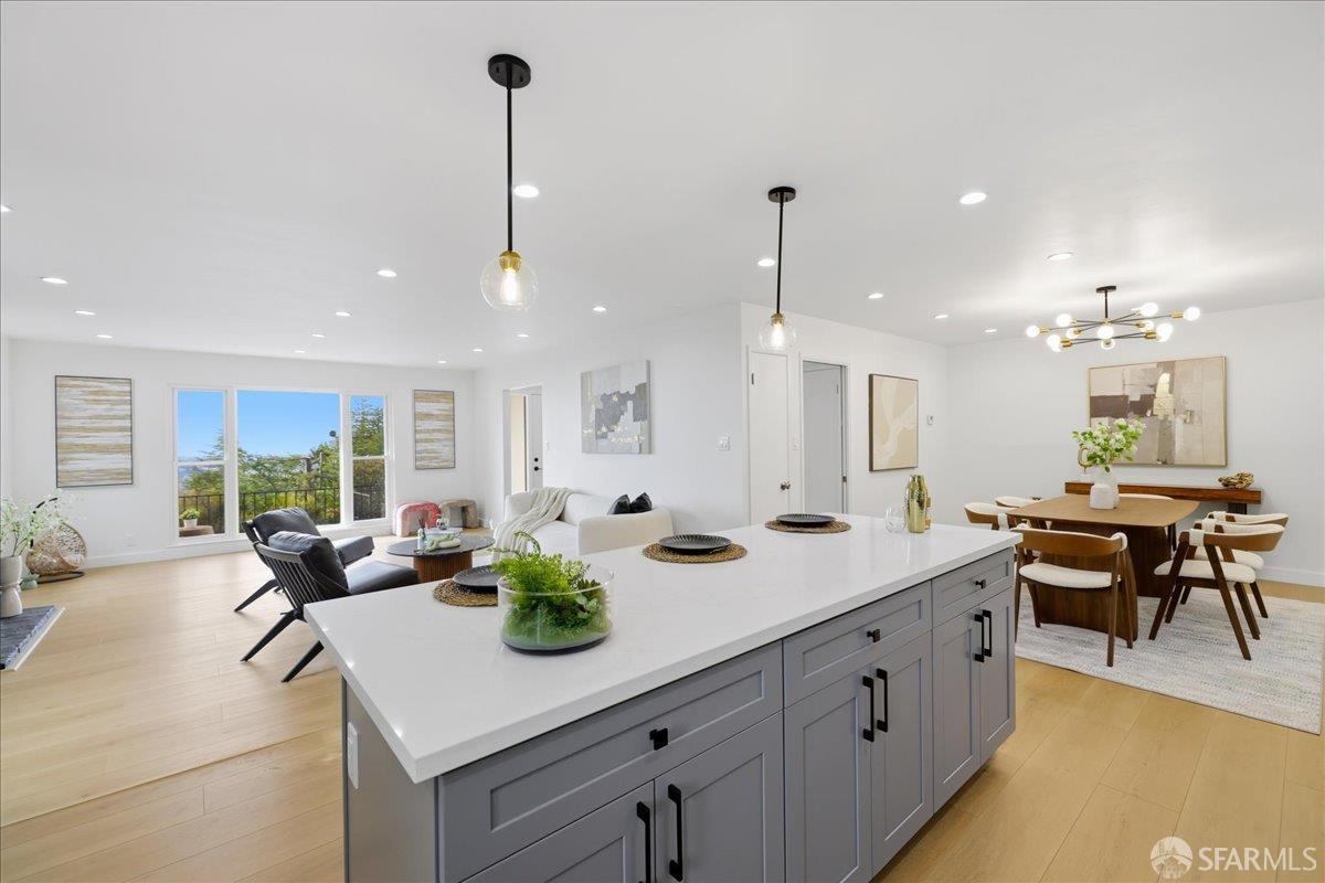 Detail Gallery Image 13 of 46 For 15942 Cambrian Dr, San Leandro,  CA 94578 - 5 Beds | 3 Baths